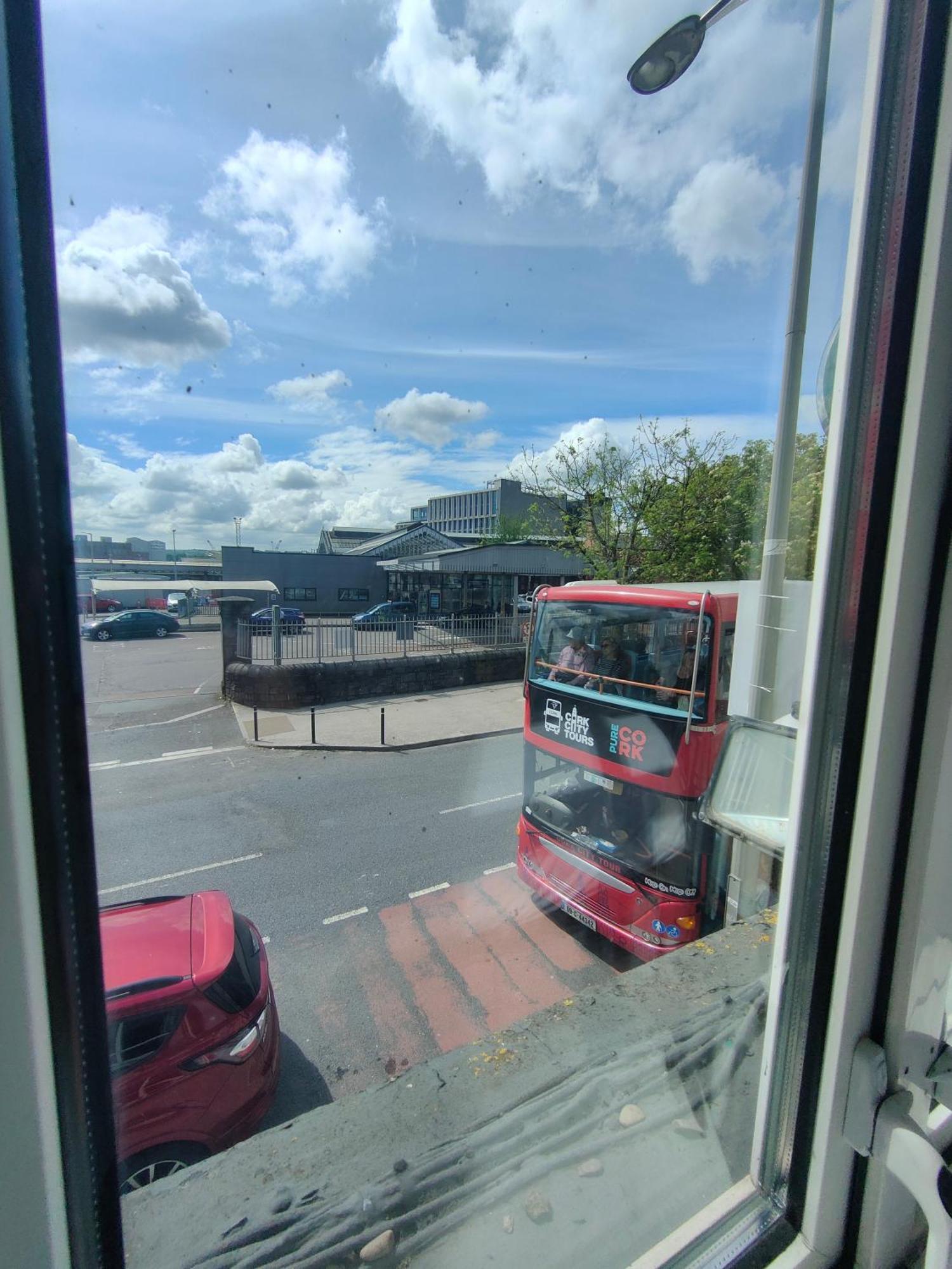 Station View Tavern Cork Dış mekan fotoğraf